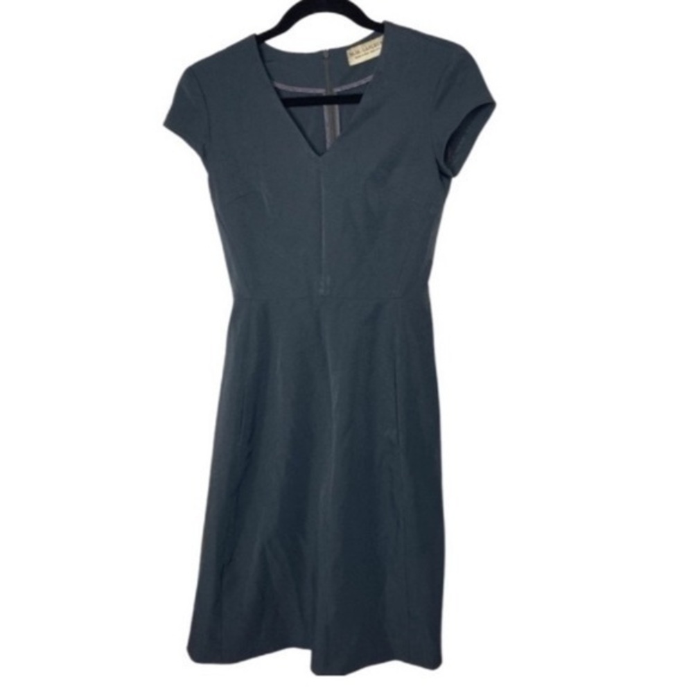 MM Lafleur sheath dress sz 0‎